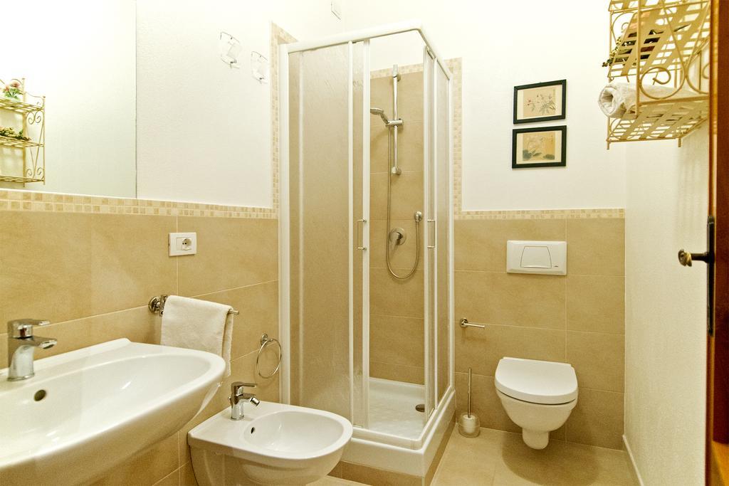 Mimi Rooms Cagliari Rum bild